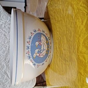 Ribbon Geese Ceramic Bowl with Floral Design